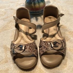 BeautiFeel sandals  size 8 ½ M (39)